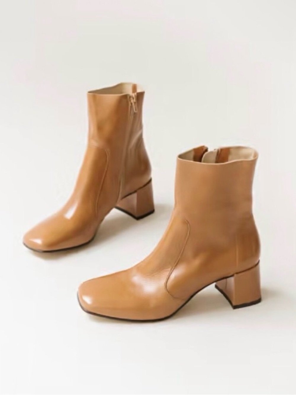 Jonak Paris Leather Shiny Tan Women’s Mid-Heel Ankle Boots Size 38 7.5 NWOB